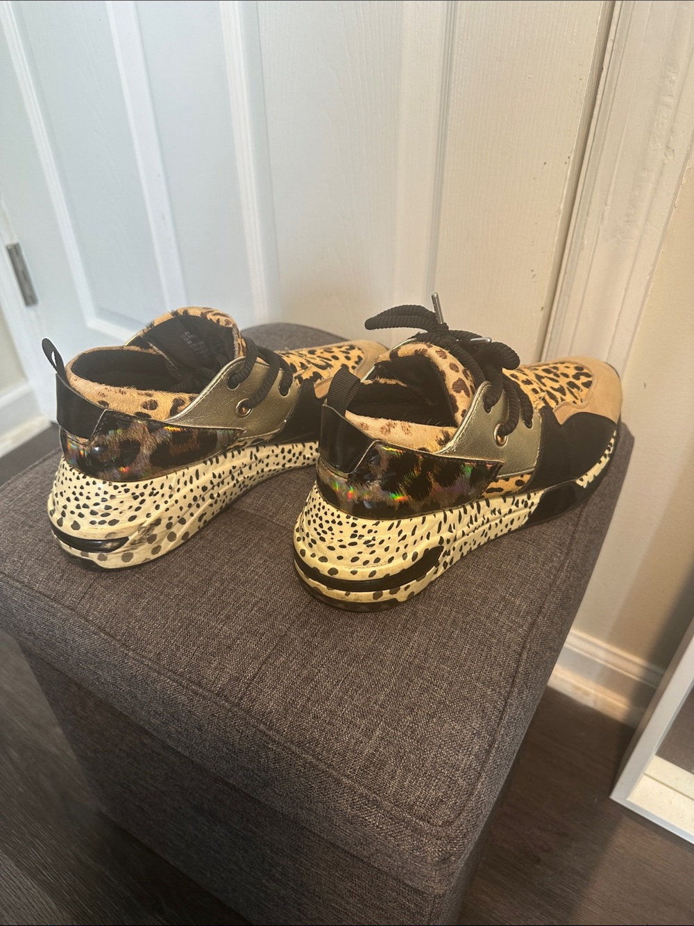 Steve Madden women’s Leopard Print Sneakers - Black & Tan - Picture 5 of 6